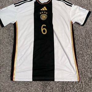 KIMMICH ( 6 ) GERMANY WORLD CUP JERSEY